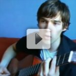 Tocando 32 M�sicas Famosas em 8 minutos