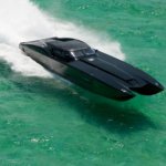 Lancha que Chega a 290 Km/h e Custa Quase R$3 Milhões