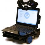 Canadense Transforma Netbook em um Robô