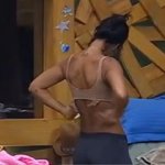 Maria João Troca Sutiã na Frente de Todos