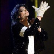 Luva de Michael Jackson Vendida por 190 Mil Dólares