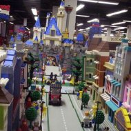Uma Disneylândia Feita Inteiramente de Lego