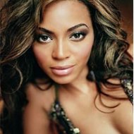 Beyoncé é a Cantora que Mais Faturou no Último Ano