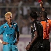 Muricy Considera 'Lance Normal' a Expulsão de Neymar