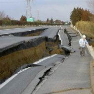Japão Reconstrói Rodovia Destruída por Terremoto em 6 Dias