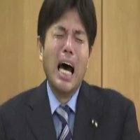 Vereador Japonês Abre Berreiro de Arrependimento