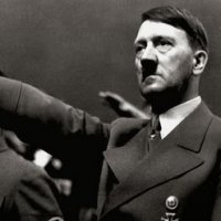 Reação do Hitler ao Saber o Preço do PS4