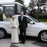 O Papa Ã© Pop e Tira Onda de Mercedes SUV