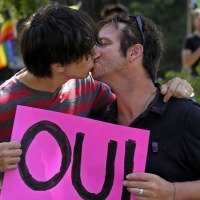 Casamento Gay Ã© Liberado na FranÃ§a