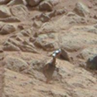 Objeto Prateado É Encontrado em Marte