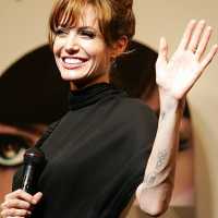AnorÃ©xica? Magreza de Angelina Jolie Alarma FÃ£s e Marido