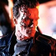 Arnold Schwarzenegger no Filme Exterminador do Futuro 4