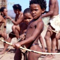 Crianças do Kalahari Ameaçadas de Extinção