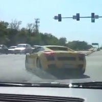 Quem Mandou Fazer Gracinha com a Lamborghini?