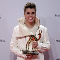 Justin Bieber Ã© Premiado com Veado de Ouro
