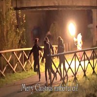 Pegadinha: Papai Noel Psicopata Espalha o Terror nas Ruas…
